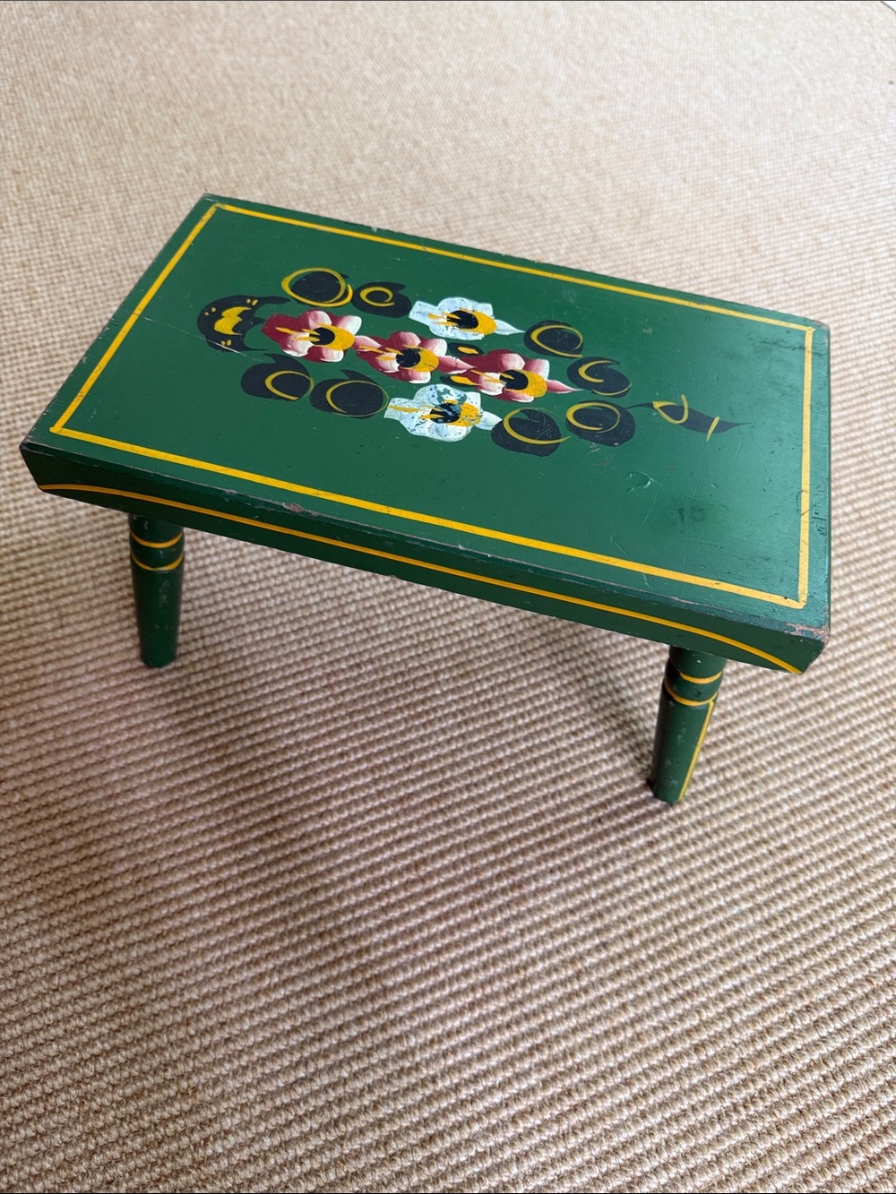 1976 J.S.Ebersol Chair Shop Handcrafted & Handpainted Folk Art Wood Stool